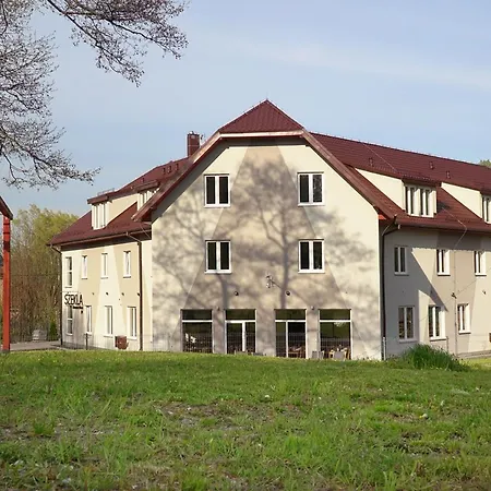 Szekla Ośrodek wypoczynkowy *
